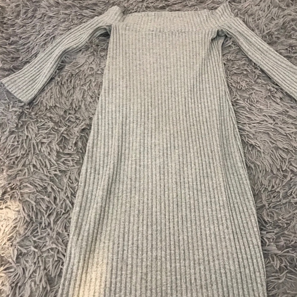 Casual grey fitted dress